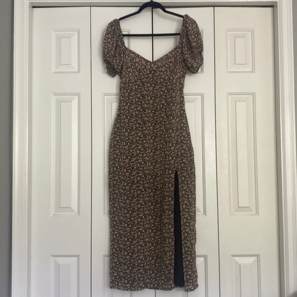 Missguided Dresses & Skirts - Missguided Black Floral Print Milkmaid Split Midaxi Dress